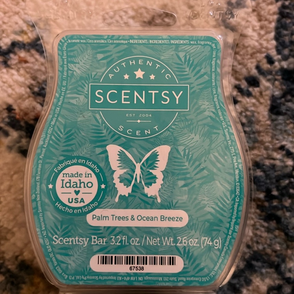 Scentsy - palm trees and ocean breeze - NEW